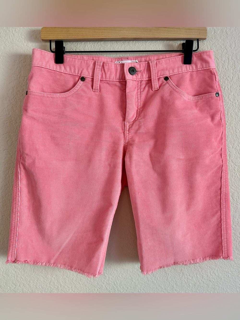 Carve Designs Oahu 9” Mid Rise Corduroy Boyfriend Shorts Pink Sz 0 XS Lux Beach